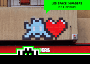 Les mosaïques du street-artiste Invader nous parlent d&rsquo;amour.